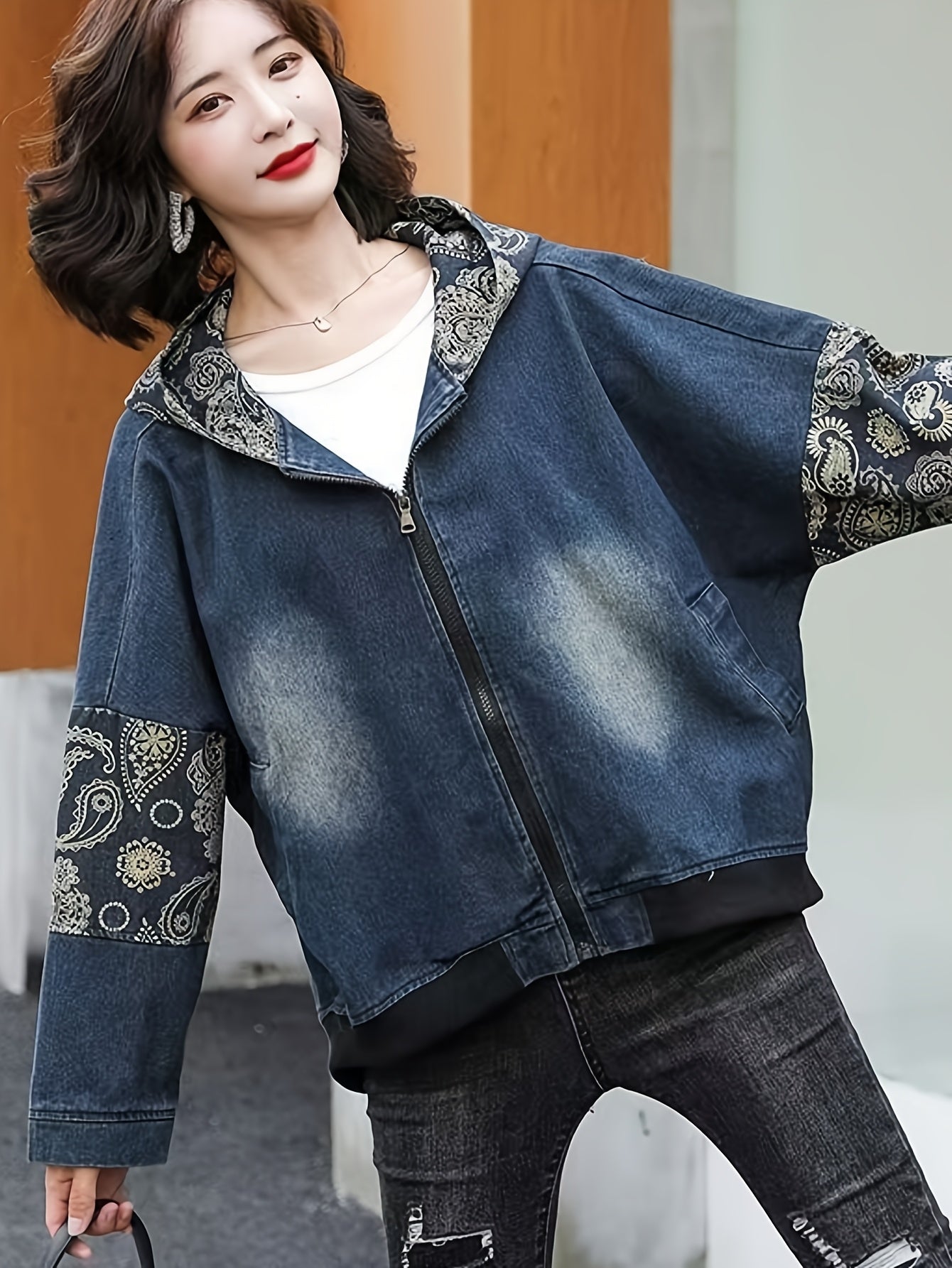 Women'S Vintage-Inspired Denim Jacket with Geometric Pattern and Zipper Detail - Casual Loose Fit, Zip-Up Hooded Jacket for Spring and Fall, Casual Jacket | Hooded Jacket | Decorative Patches